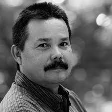 Bill Lux's Instagram, Twitter & Facebook