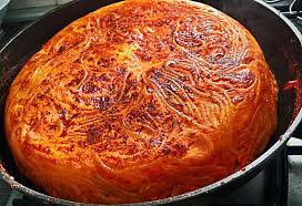 Se la pasta invece era in bianco potete aggiungere, ad esempio, della pancetta, della scamorza o delle zucchine. Frittata Di Spaghetti Al Sugo In Cucina Con Floriana