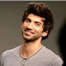 FATIMA ROY KAPUR (@FatomaRoy)