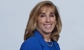 Lisa Fleischer's Instagram, Twitter & Facebook