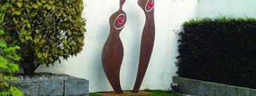 Mit metall skulpturen kunst können sie ihren garten neu erfinden. Skulpturen Aus Metall Als Blickfang Im Garten Baustofflust