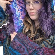 This is Hanna and she loves drum and bass! #repost @dairypixie Use hashtags  #bollibear #bolliimports to be featured! 🤩