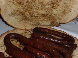 Figatellu Saucisse De Foie Grillee Au Feu De Bois Figatelli Recette Facile Recettes De Cuisine