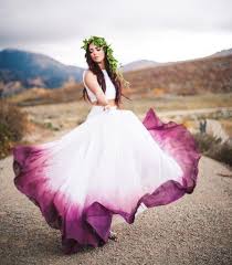 Mit der wahl ihres hochzeitkleids treffen sie eine wichtige entscheidung. Wedding Dress With Purple Ombre Novocom Top