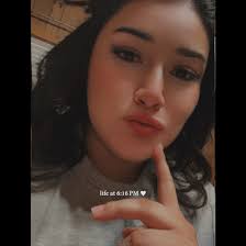 What was the original storyline of the captive