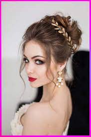 Your wedding hairstyle choice is critical. Fabulous Wedding Hairstyles For Womens With Round Face In 2020 Bride Hairstyles Wedding Hairstyles Wedding Hairstyles Bride