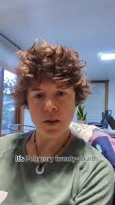 Reflection can be so validating in the recovery space, or even in just the  humaning space of getting goals, having dreams, etc. , Do you write down  your little wins?, What if you started? , Would love ...