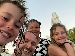 Mavis Harris (@mavismelvis) • Threads, Say more