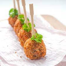 German Apetizers Bitterballen German Appetizers Snacks Hors D œuvres Appetizer Recipes Fried Beef Starters Recipes