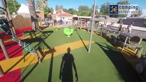 Nos amis les bêtes sont les bienvenus aux jardins catalans 4 étoiles, n'oubliez pas d'aviser le service de réception pour lui indiquer que votre animal domestique vous accompagnera pendant votre séjour. Chadotel Les Jardins Catalans Voir Les Videos