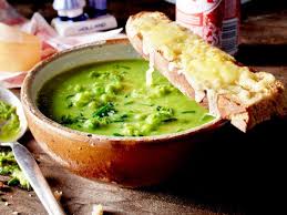 Erbsensuppe Mit Gouda Brotstreifen Rezept Lecker Erbsensuppe Erbsen Suppe Rezepte