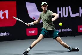 Jannik sinner was born to parents hanspeter sinner (father) and siglinde sinner (mother) and he has a sibling brother marc. Jannik Sinner Knocks Out Casper Ruud To Reach The Second Round In Vienna Ubitennis