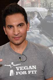 Ich hatte 35 kg mehr auf den hüften und war an der grenze zu diabetes. Attila Hildmann Starportrat News Bilder Gala De