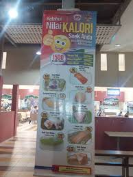 Selada ( nilai kalori = 3 kkal/100gr; Panduan Nilai Kalori Makanan Malaysia Fitness Adventure Facebook