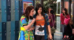 Alex russo and her brothers justin and max come from a long line of wizards and now must master their newly learned powers or lose them forever. Wizards Of Waverly Place S 3 E 19 Max S Secret Girlfriend Video Dailymotion