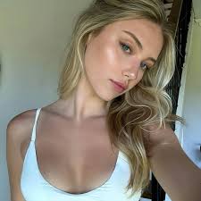 Gladyline Ell San Buenaventura (ellsanbuenaventura)