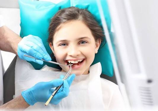 10 Ways a Family Dentist Simplifies Oral Care for All Ages
