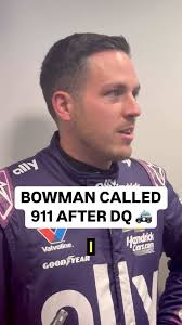 Matt Kenseth helped Bobby Labonte throughout the weekend at Darlington in  1999 after Labonte broke his shoulder.