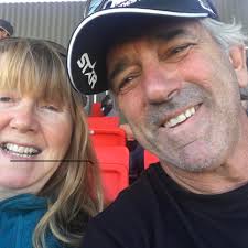 Here's a great #FlashbackFriday shot of the one and only Humphrey Bogart.  Have a wonderful weekend, Bogie fans!