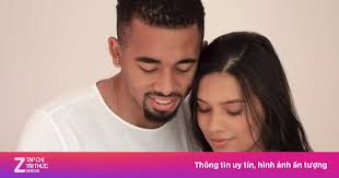Gabriel Jesus chia tay bạn gái sau 8 tháng đón con đầu lòng