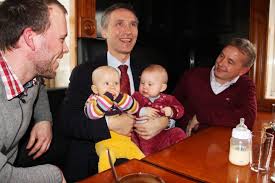 Audun lysbakkens sv har gjort sitt dårligste valg noensinne, men partilederen er lettet over at de karret seg over sperregrensen. Jens Stoltenberg Var Pa Babytreff Med Knut Storberget Og Audun Lysbakken I Gar Da Jeg Hadde Pappaperm Var Jeg En Av Under 400 Na Tar Rundt 40 000 Fedre Pappaperm Regjeringen