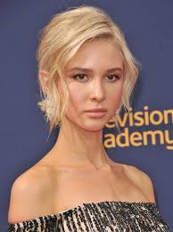 The Untold Story Behind Isabel May's Journey to Becoming Elsa Dutton