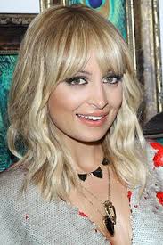 10 Hairstyles That Make You Look Thinner Hair Hair Styles Pretty Hairstyles