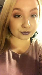 Carrie Mines's Instagram, Twitter & Facebook