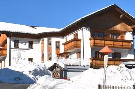 Willkommen im falkensteiner hotel & spa carinzia. Bergfex Nassfeld Tropolach Ferienwohnungen Tropolach Ferienwohnung Tropolach Karnten