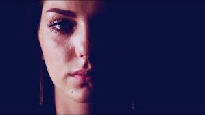 Edith Crosby's Instagram, Twitter & Facebook