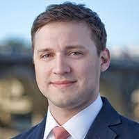 Everett Garner's Instagram, Twitter & Facebook