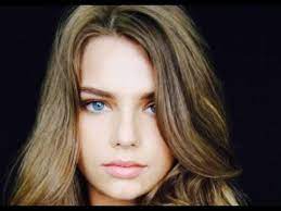 The hadid family has fashion model success in their genes. Pin On Indiana Evans