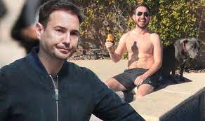 He spent his teen years going to see soccer (football) team celtic with his brother barry and dreamed one day he would play for them. Line Of Duty Star Martin Compston Slams Tax Avoidance Claims Techiazi