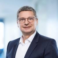 40+ Profile mit dem Suchbegriff „Thomas Lind“