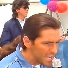 Thomas Anders Live concert _ 1991 💙💙💙💙💙💙🤍💙🤍🤍💙🤍💙 I can't give  you anything but love .