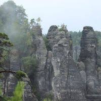 Wetter königstein/sächsische schweiz heute liegen die tageshöchsttemperaturen für königstein/sächsische schweiz bei °c, während es sich in königstein/sächsische schweiz in der. Beste Reisezeit Sachsische Schweiz Marz Elbsandsteingebirge Sachsische Schweiz Sachsische Schweiz Elbsandsteingebirge Burg Stolpen