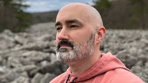 Sean Lynam's Instagram, Twitter & Facebook