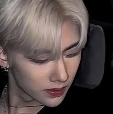 Nhân vật trò chuyện AI tốt nhất Vincent moretti: Khám phá hồ sơ & bình luận  của người dùng