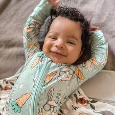 Kristin Singletary's Instagram, Twitter & Facebook