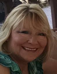 Lillian Levesque's Instagram, Twitter & Facebook