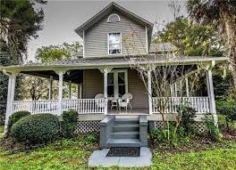 This parcel on the bluff descends to the lake and is absolutely a one of a kind very special spot. 261 E Michigan Ave Lake Helen Fl 32744 Estately Mls V4722287