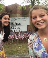 Isabelle Doughty's Instagram, Twitter & Facebook