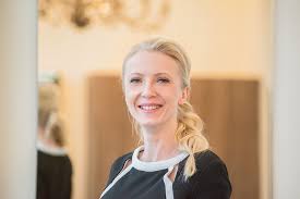 Find best hair salons located near me with walking distance in feet/miles. Living Hair Lounge Friseur In Friedenau Berlin Treatwell