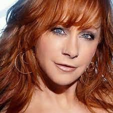 Pin By Charlotte J On Famous Woman Reba Mcentire Reba Mcentire Songs Country Music Singers