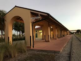 Swampy S Florida Live At The 1927 Venice Train Depot House Styles Sarasota Sarasota County
