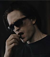 Robert Pattinson Batman Eyeshadow