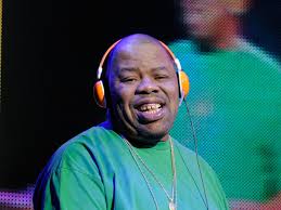 Just a friend youtube music, 1989, the biz never sleeps thank you for supporting our journalism. Biz Markie Death Just A Friend Rapper Dies Aged 57 The Independent