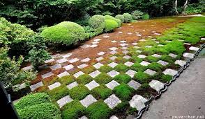 The dry landscape garden (枯山水 karesansui) is the best known type of japanese garden type and is often called zen garden.while monks do use them when practicing zen, meditation more commonly takes place in groups in large rooms, often with no window. Modern Zen Garden