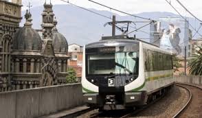 Metro de medellin america / colombia. Miles De Usuarios Continuan Afectados Por El Cierre En Estaciones Del Metro De Medellin La Fm