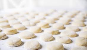 Rasanya yang manis tentu akan. Resep Donat Kentang Empuk Dan Mudah Dibuat